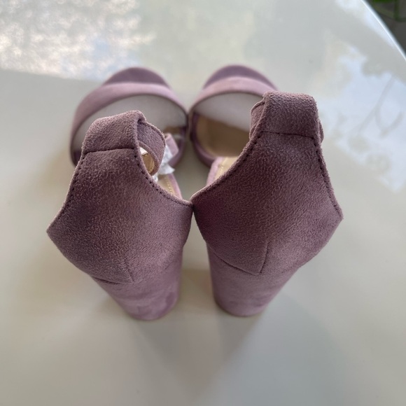 Windsor Lavender Suede Block Heel Sandal - 8 - Picture 4 of 5